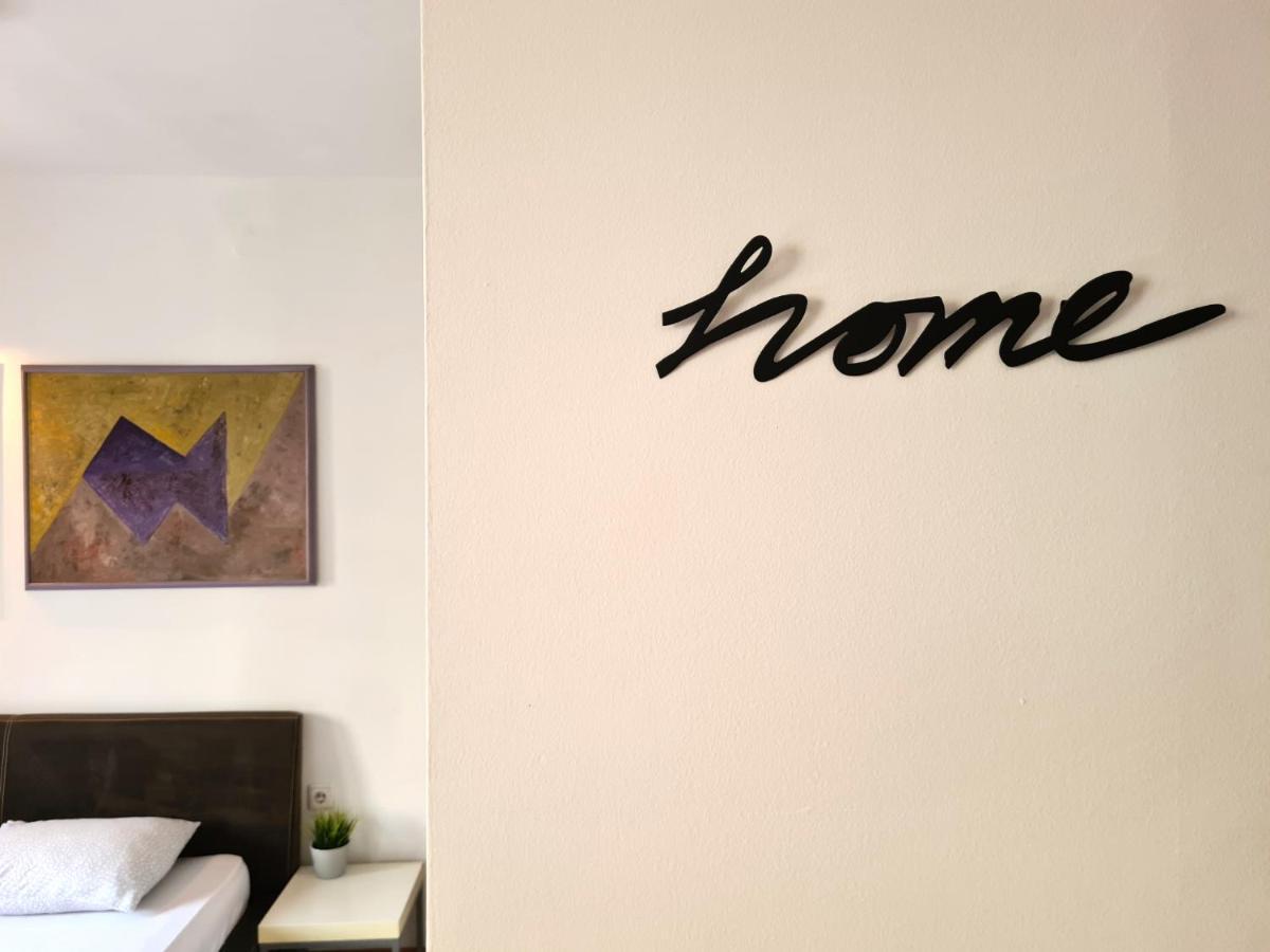 Mika Square Apartment Skopje Luaran gambar
